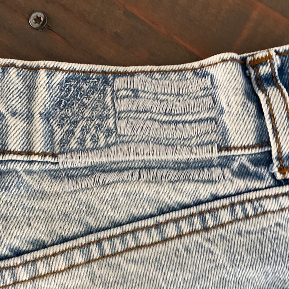 NWT REVICE Women’s Size 25 Light Washed Jeans - Picture 7 of 8